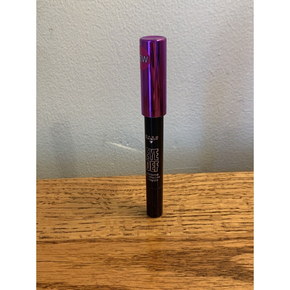 Hard Candy Eye Def Chrome 1113 Psychadelic Purple Damaged Tip Metallic Crayon